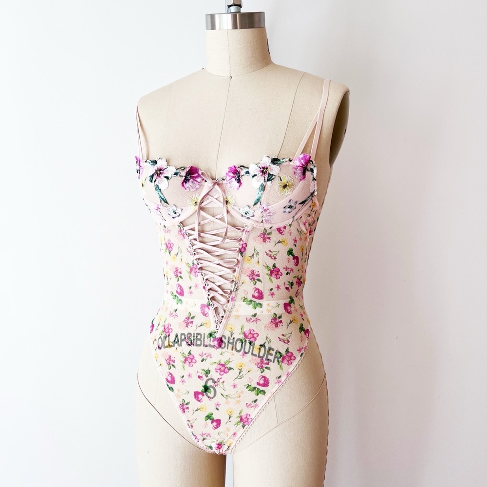 Victoria's Secret‎ Spring Bouquet Lace-Up Wicked Balconette Teddy Coquette